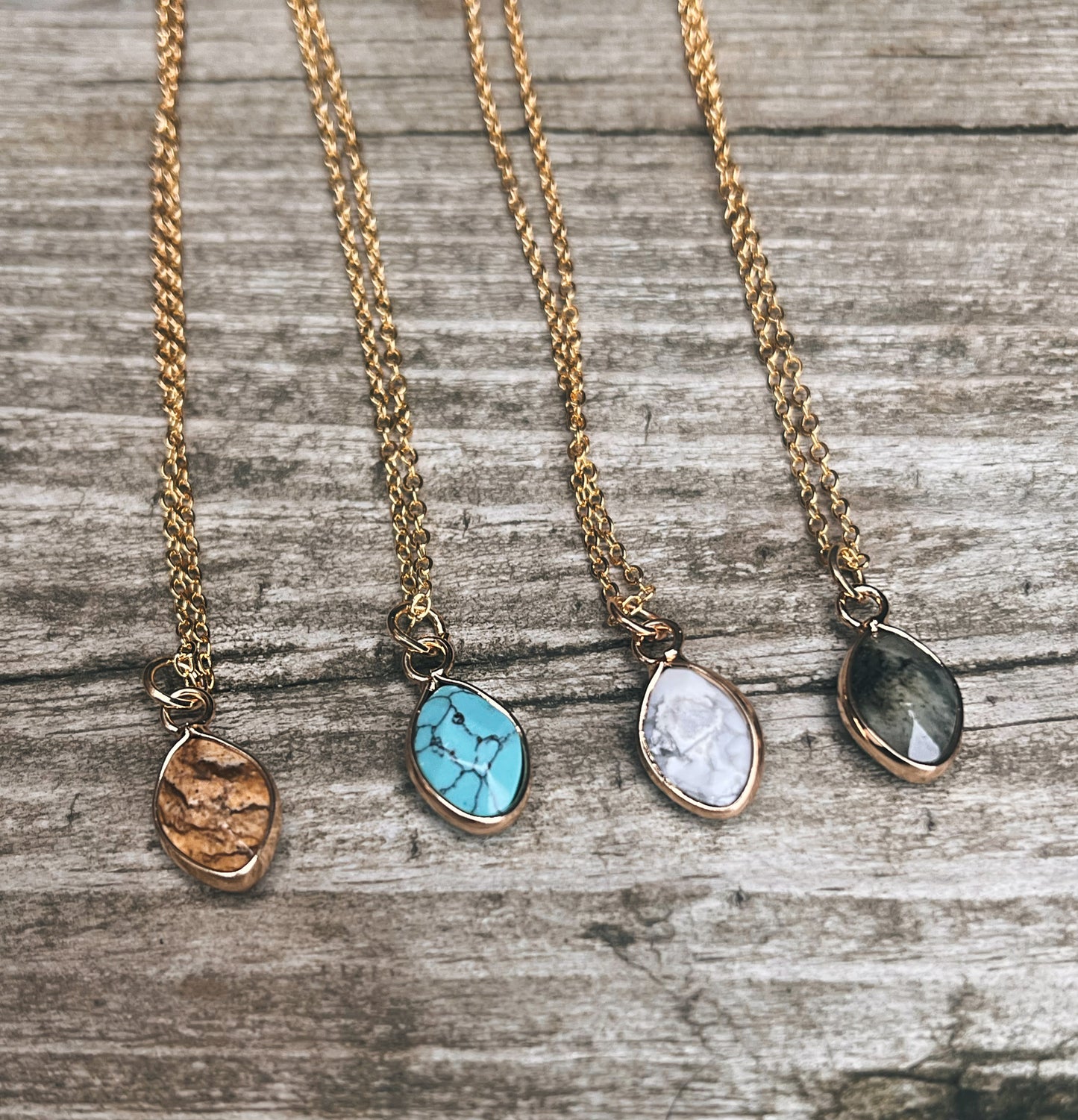 16k gold gemstone necklace