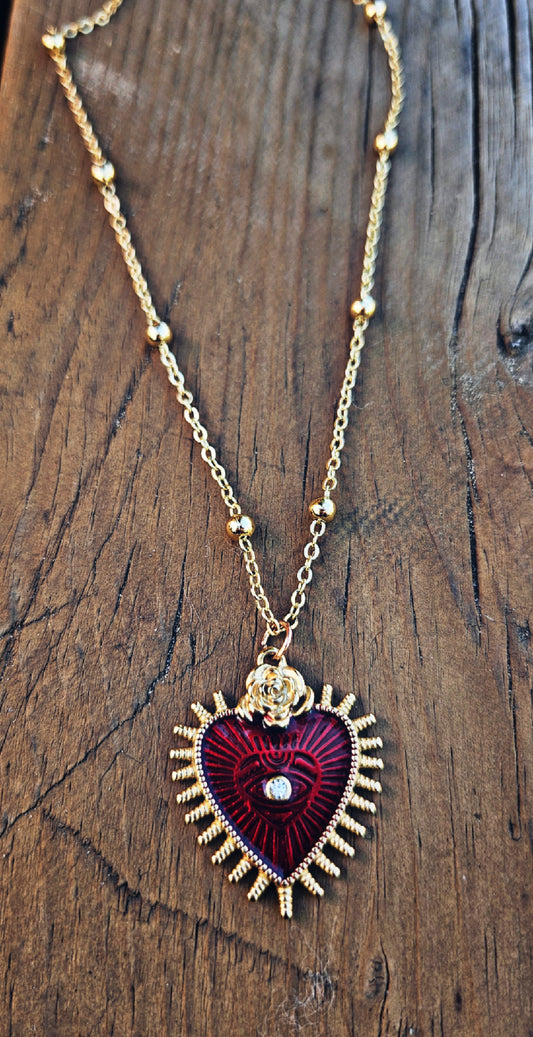 Flo heart necklace