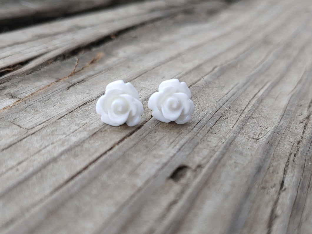 White rose studs