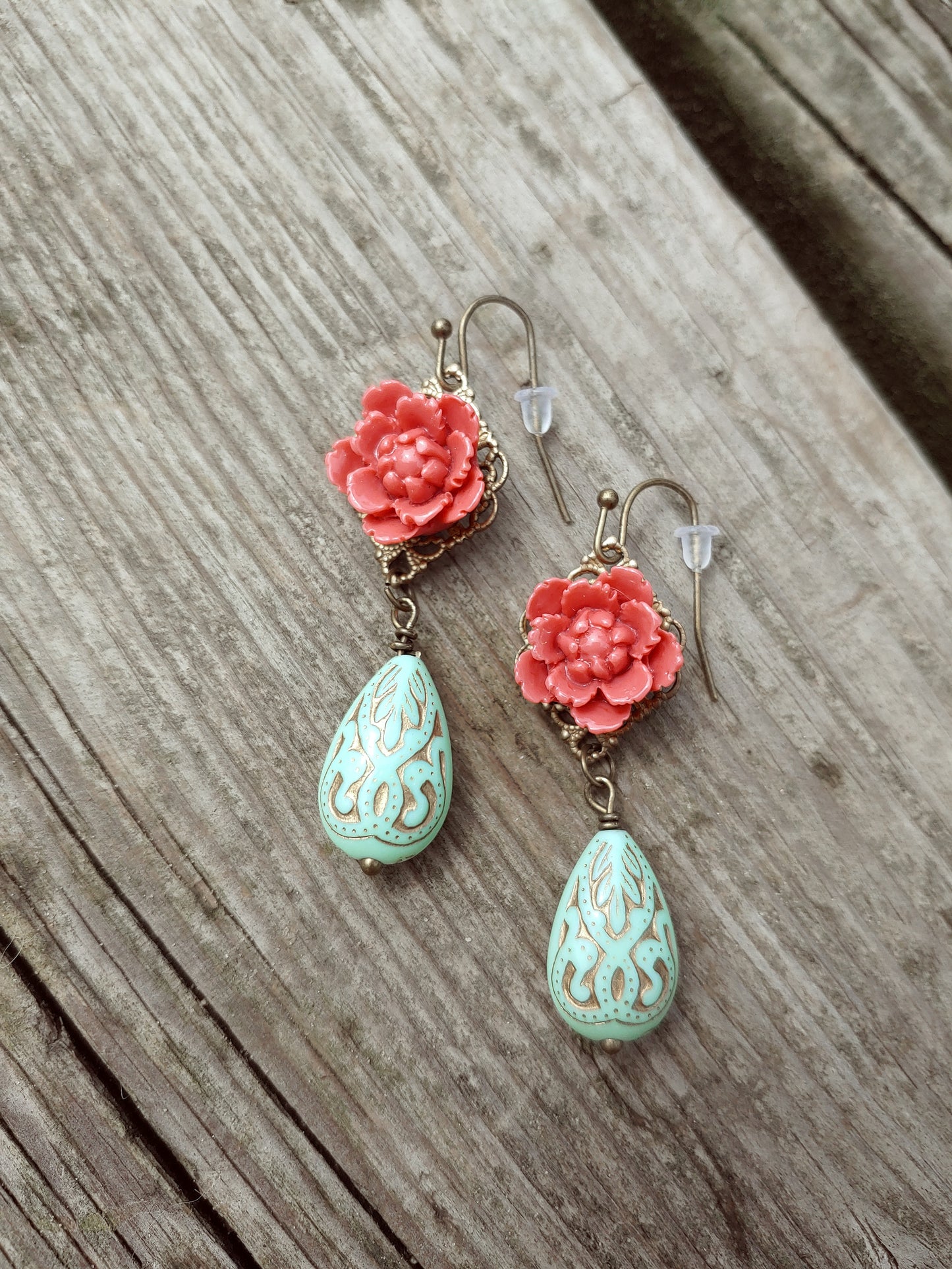Vintage style rose earrings (2)